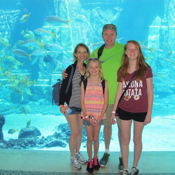 Meet your Posher, Tammy - Picture 1 of 2